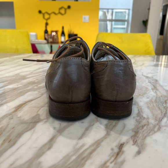 Frye Erin Oxford 7.5M in Grey main image 4